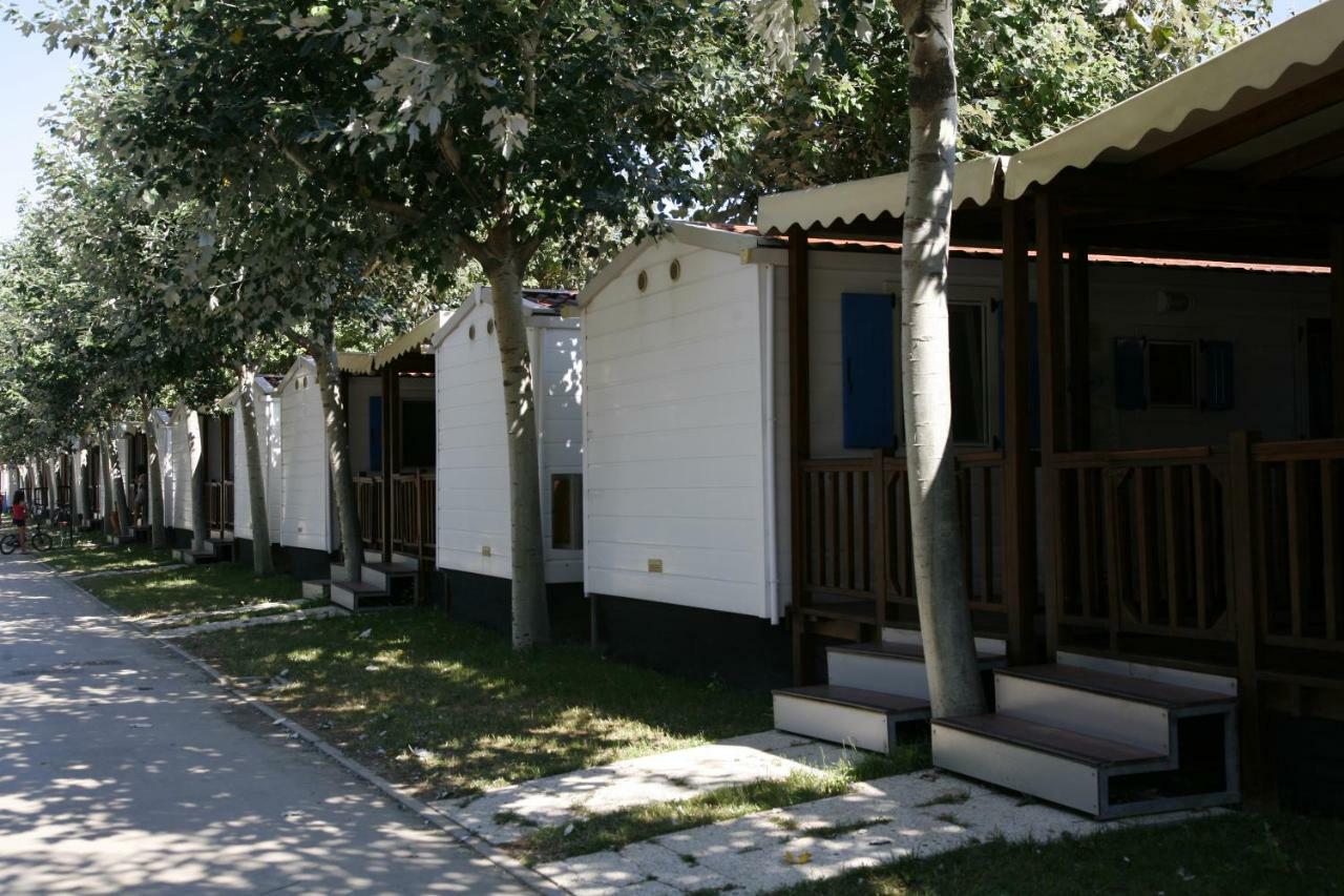 Camping Blu Fantasy Senigallia Exterior photo